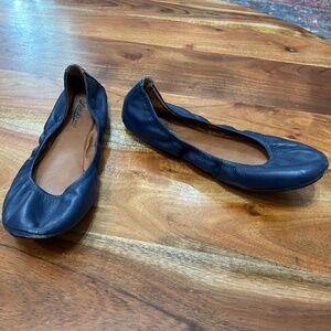 Navy Blue Lucky Brand Emmie Flats Size 10